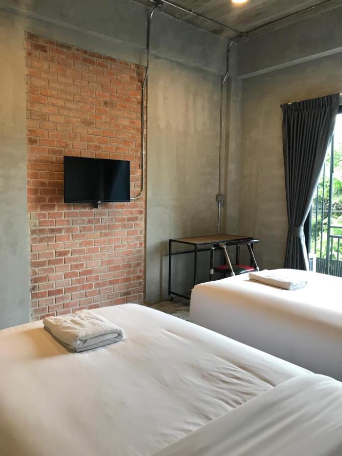 Mosstel Hotel Phitszanulok Kültér fotó