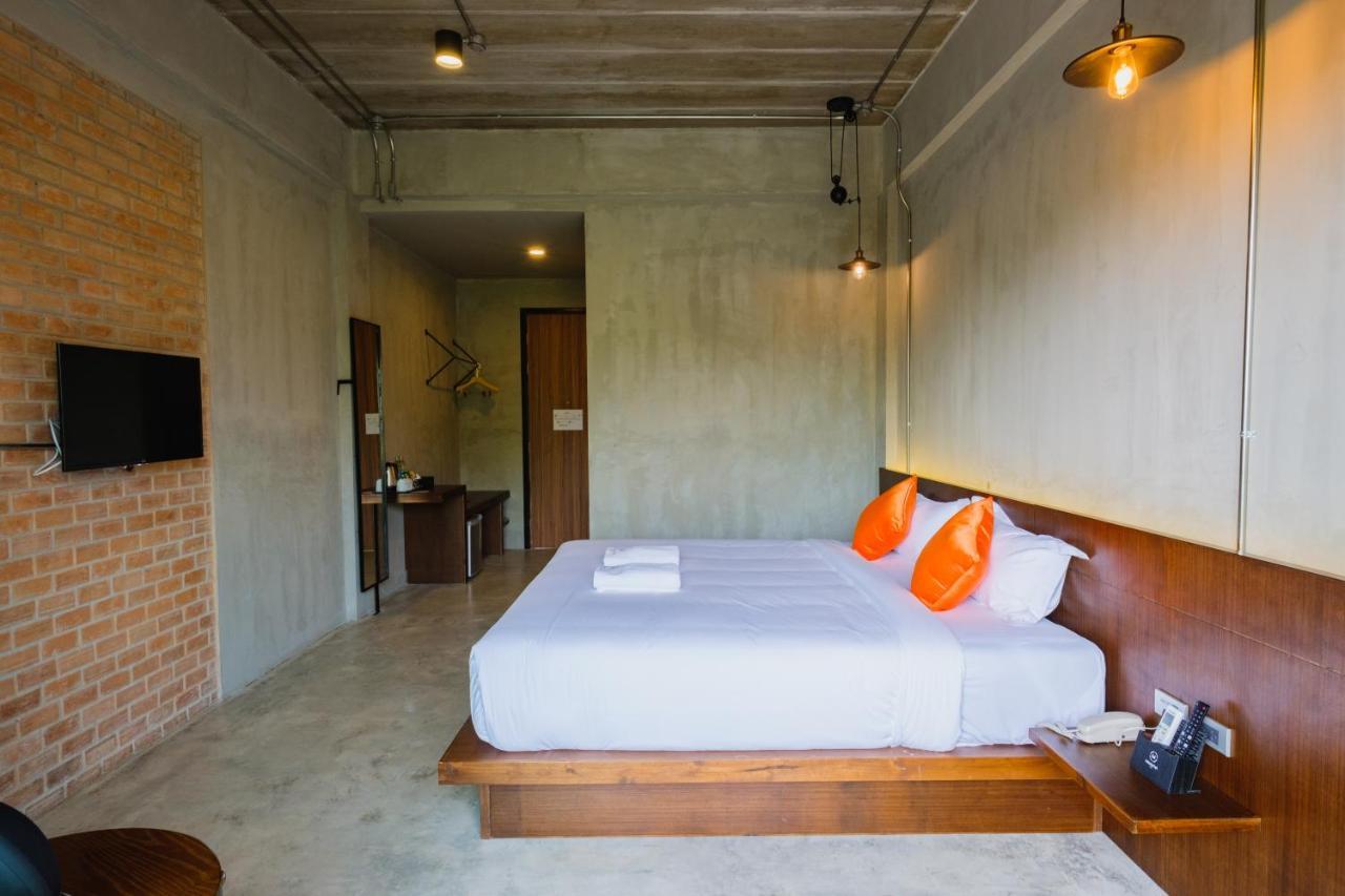 Mosstel Hotel Phitszanulok Kültér fotó