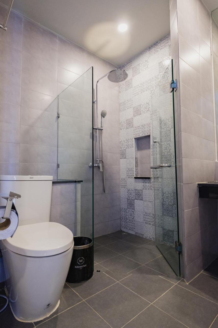 Mosstel Hotel Phitszanulok Kültér fotó