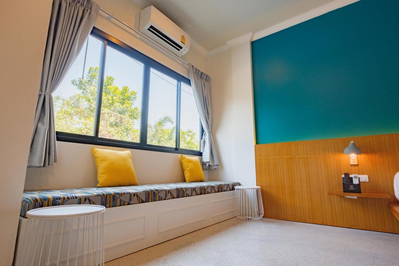 Mosstel Hotel Phitszanulok Kültér fotó